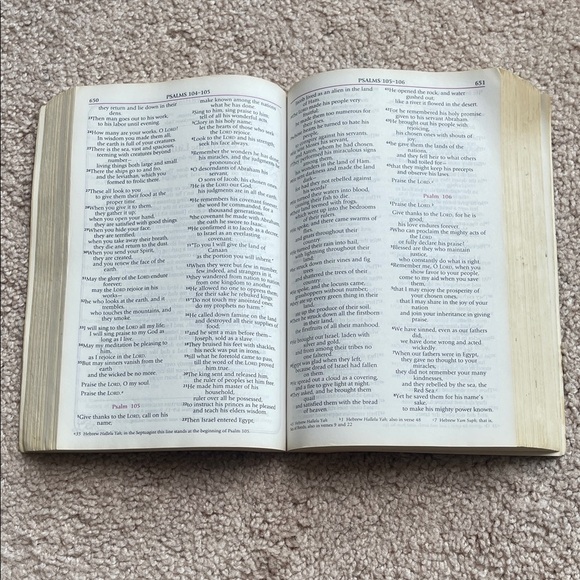 Women's Devotional Bible with Floral Cover - Picture 2 of 5